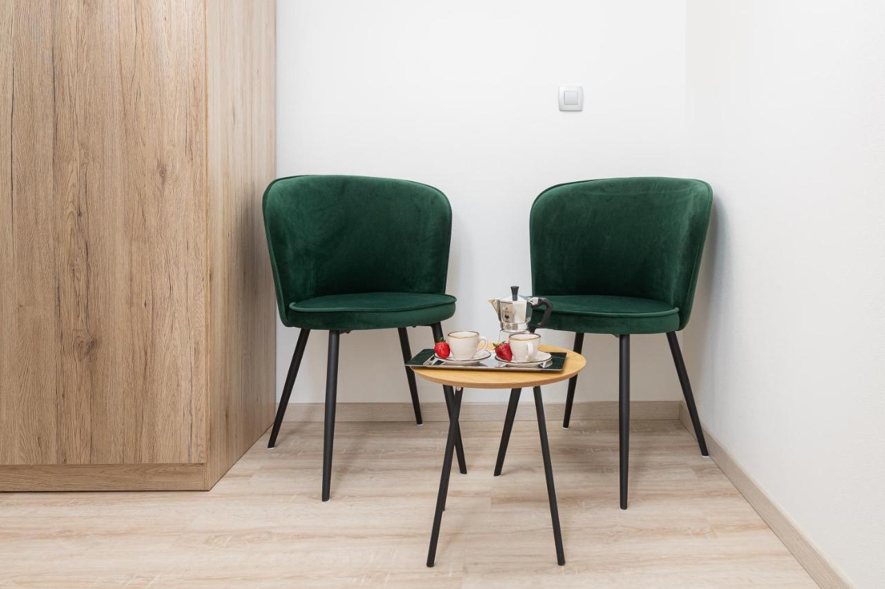Apartment Ena Near Pula Amphitheater Bagian luar foto